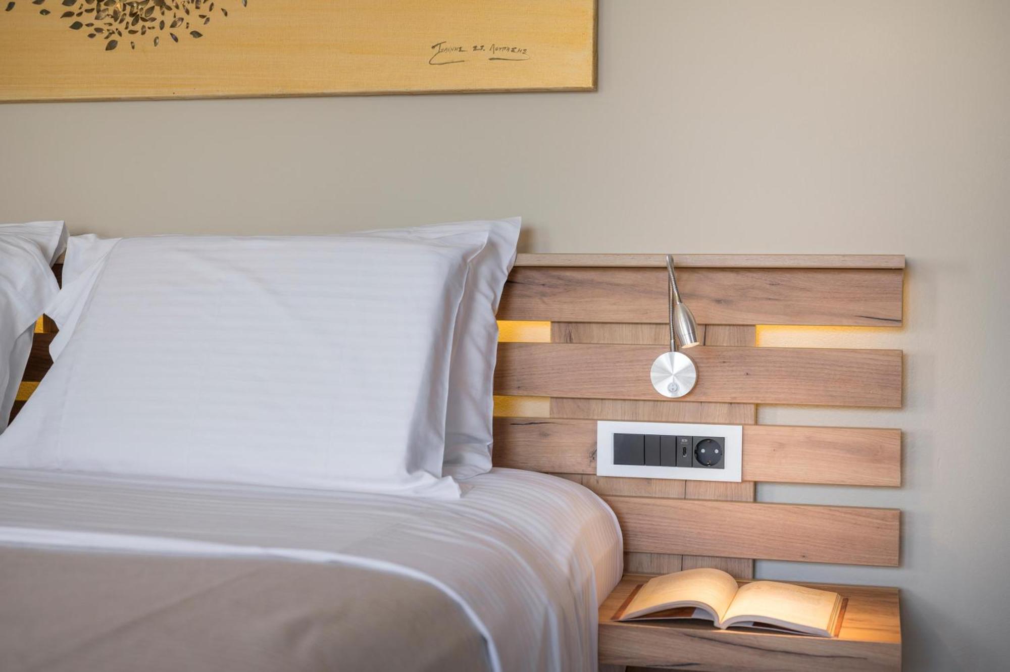Sun Ray Luxury Apartments Agia Marina  Room photo