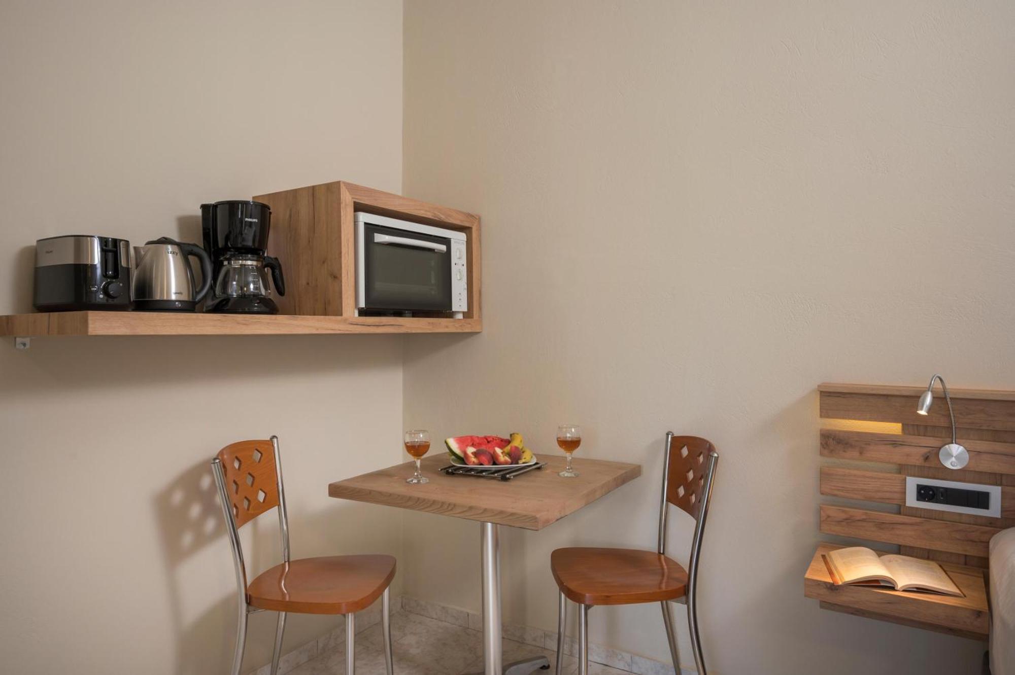 Sun Ray Luxury Apartments Agia Marina  Room photo